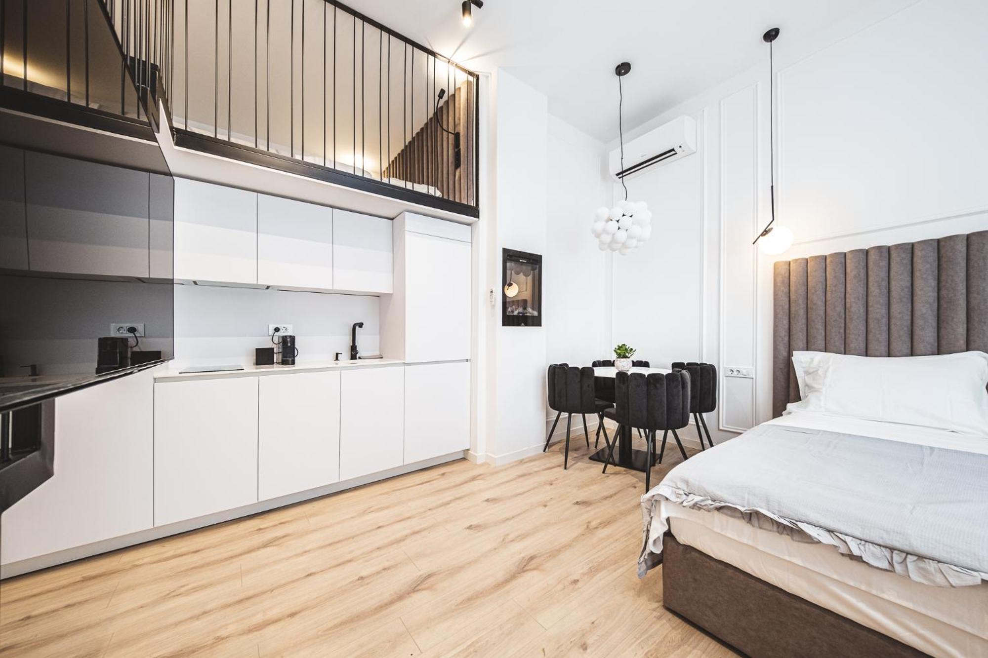 Belong Boutique Apartments Zagreb Bagian luar foto